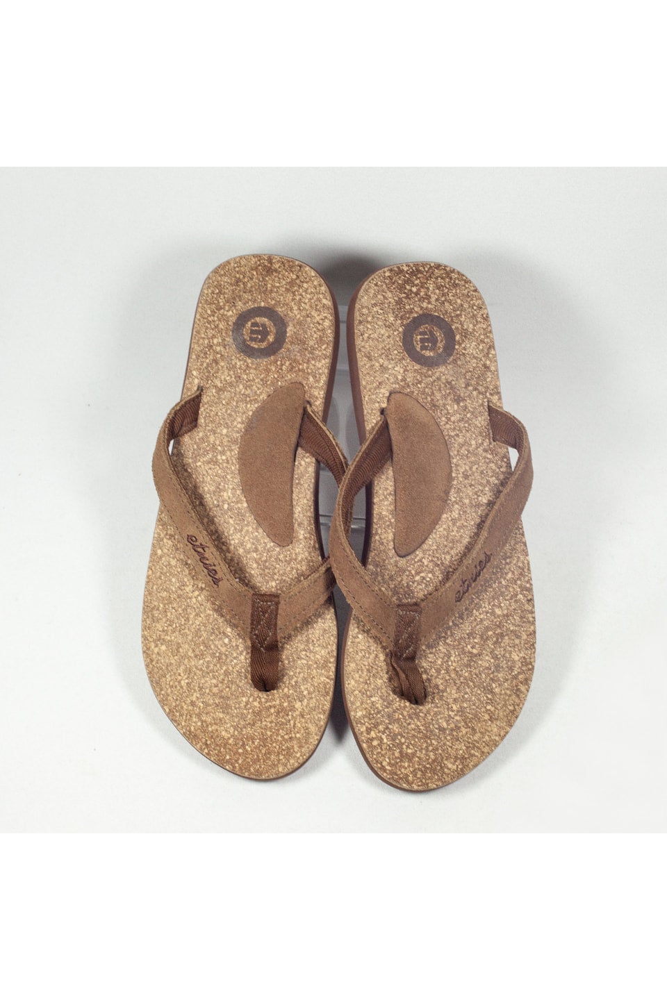 Etnies flip flops hotsell